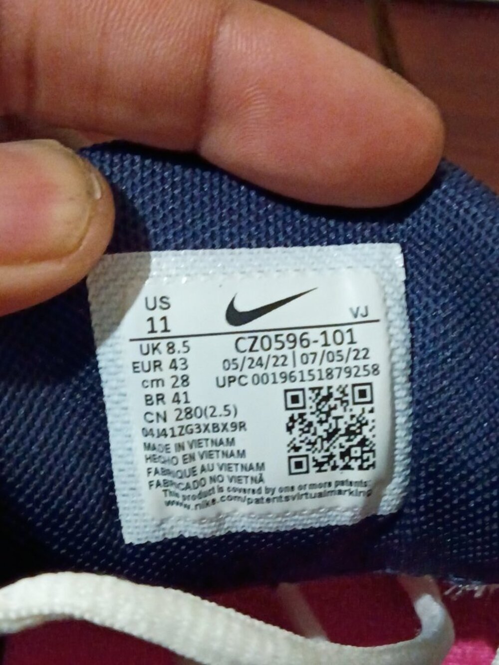 Nike PG 4 Shoes Women Size 11 White Multicolor Tie Dye CZ0596-101 Basketball - Picture 2 of 14